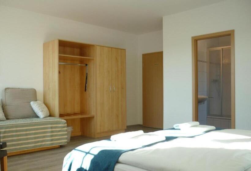 Pension Zum Leuchtturm