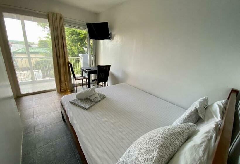 Victoria S Bed & Breakfast