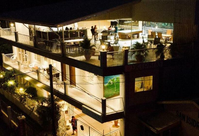 Victoria S Bed & Breakfast