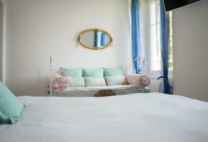 فندق صغير Hôtel De La Béroche