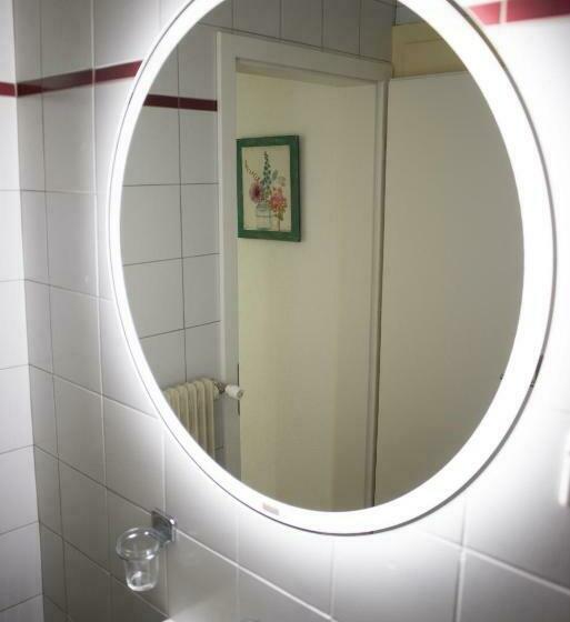 فندق صغير Hôtel De La Béroche