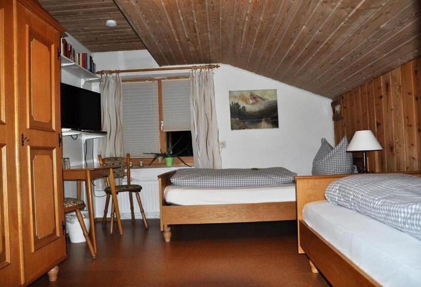 Общежитие Pension Hirsch