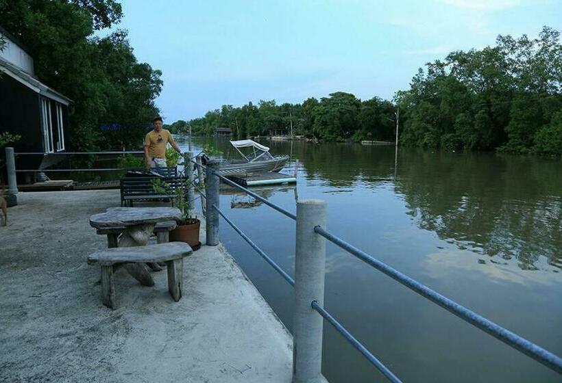 Baan Bon Resort Bang Tabun