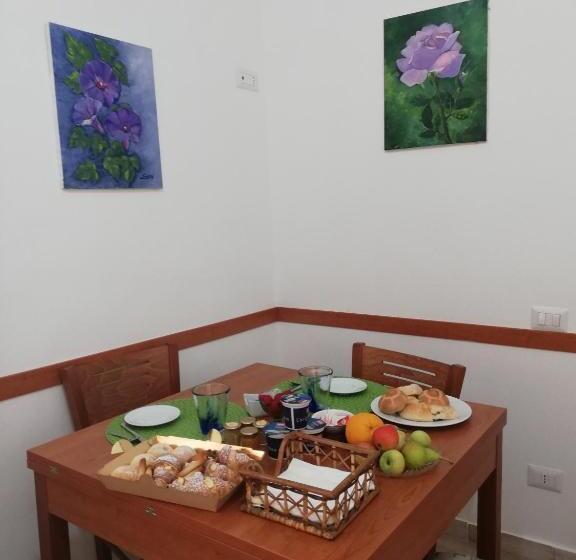 ベッドアンドブレックファースト A Pastaiola