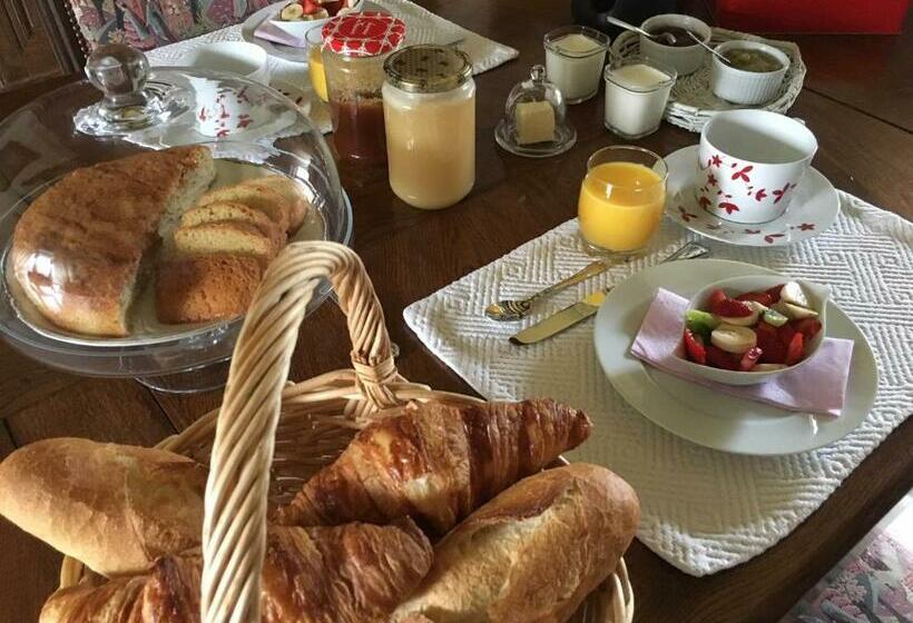 مبيت وإفطار Au Bord De La Dhuy