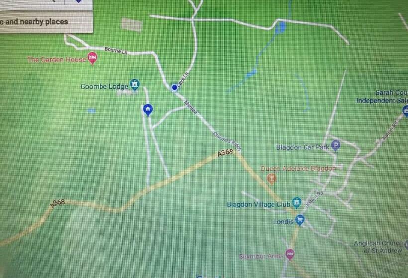 민박 Coombe Lodge Farm House