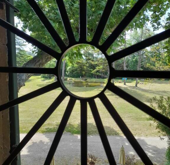 住宿加早餐  Domaine De Bellevue Chambre D Hôtes