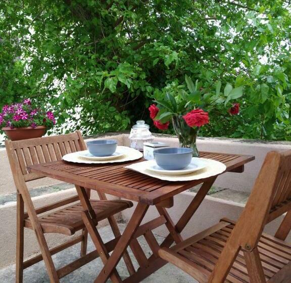 צימר L Antico Gelso