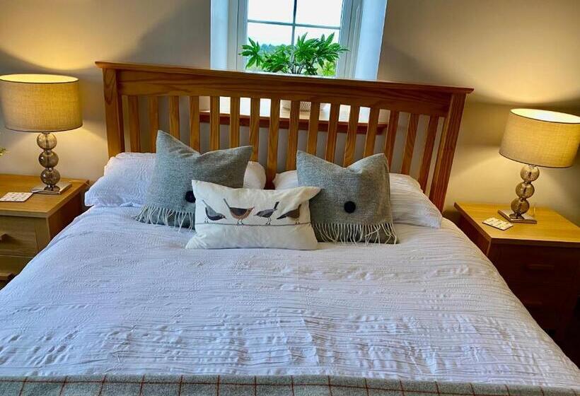 Bed and Breakfast Macrae Croft