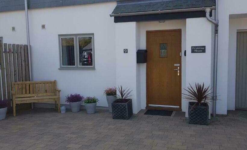 Bed and Breakfast Primrose House