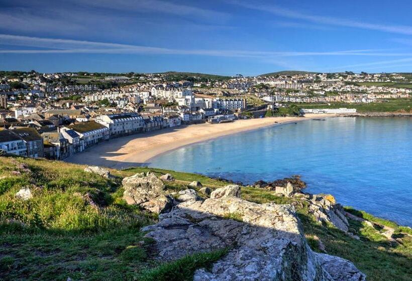 Bed and Breakfast Primrose House