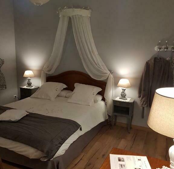 مبيت وإفطار Sous Les Remparts