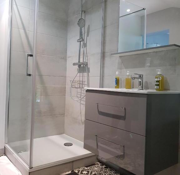 مبيت وإفطار Sous Les Remparts