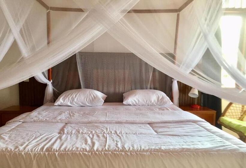 تختخواب و صبحانه Toba Sunset