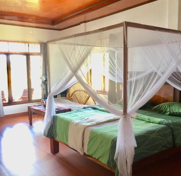 住宿加早餐  Toba Sunset