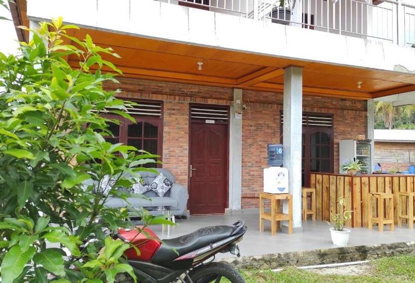 تختخواب و صبحانه Toba Sunset