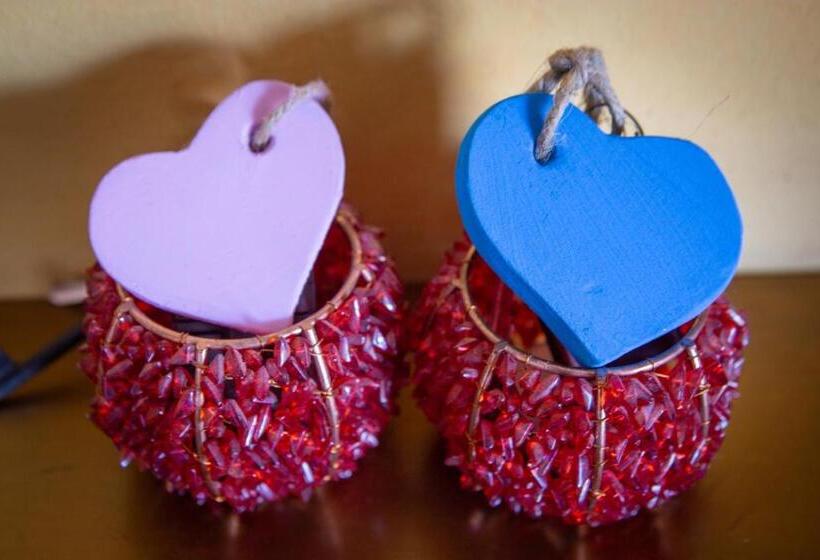 مبيت وإفطار Villa Buzzi