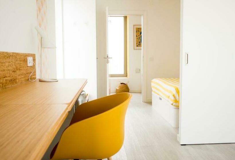 Flamboyant Boutique B&b