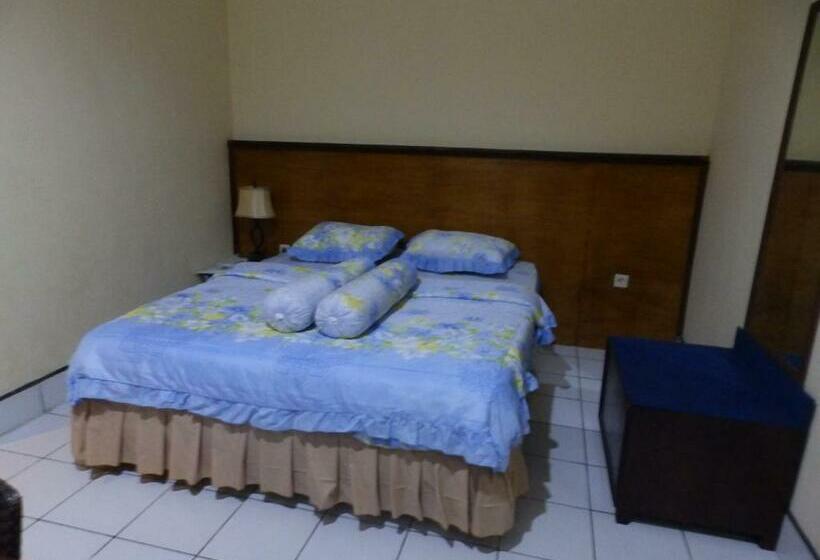 בית מלון כפרי Bahari Family