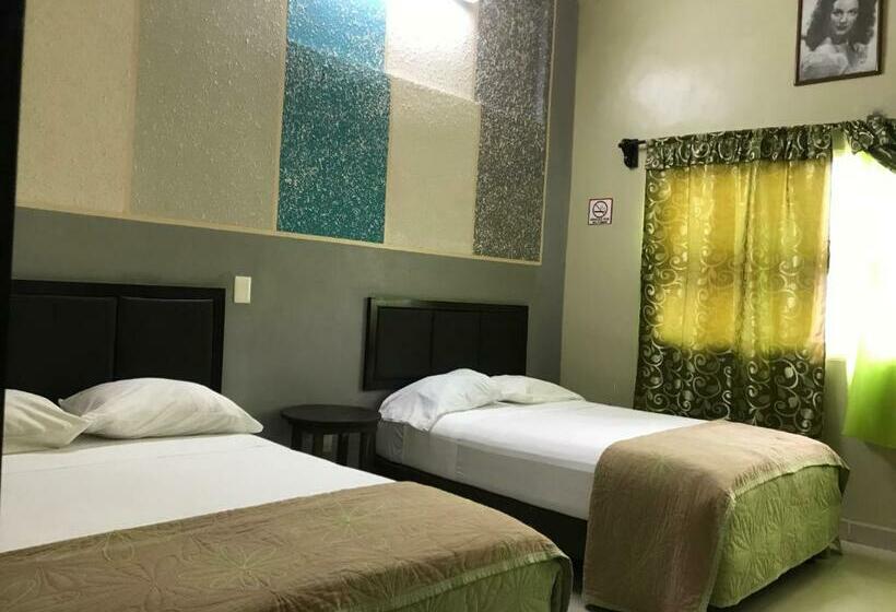 ホテル Central Parq