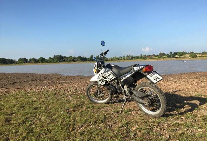 호텔 Cozycomo Khonkhan