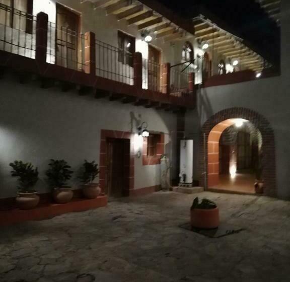 בית מלון כפרי Hacienda Encantada