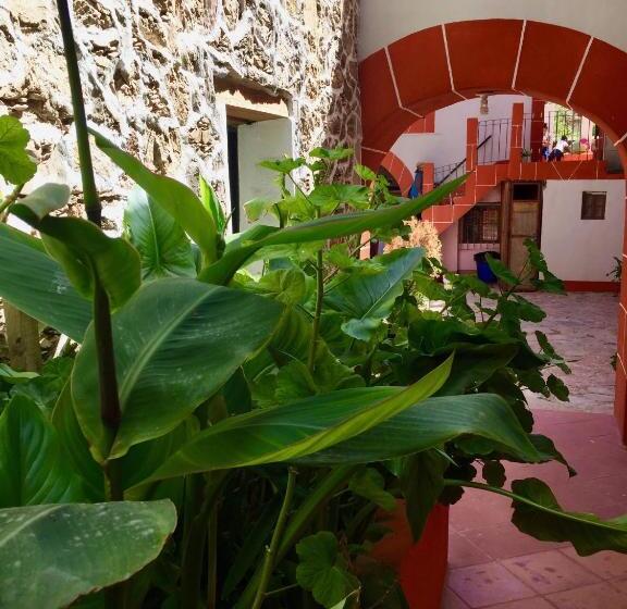 בית מלון כפרי Hacienda Encantada