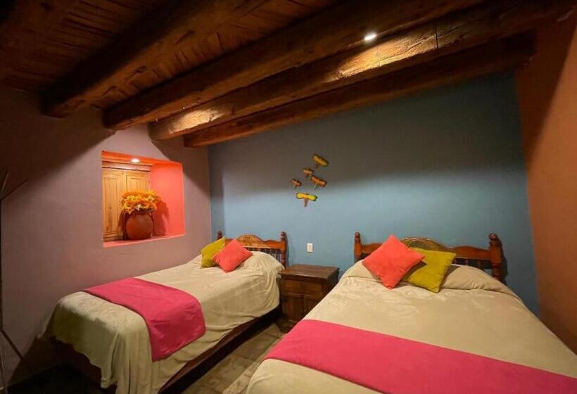 هتل Hacienda Encantada