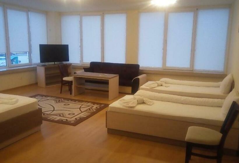 בית מלון כפרי Lago Peshtera