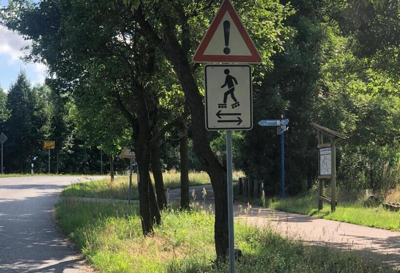 בית מלון כפרי Project June   Ehemals Landgasthof Jüterbog