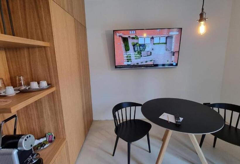 酒店 Project June   Ehemals Landgasthof Jüterbog