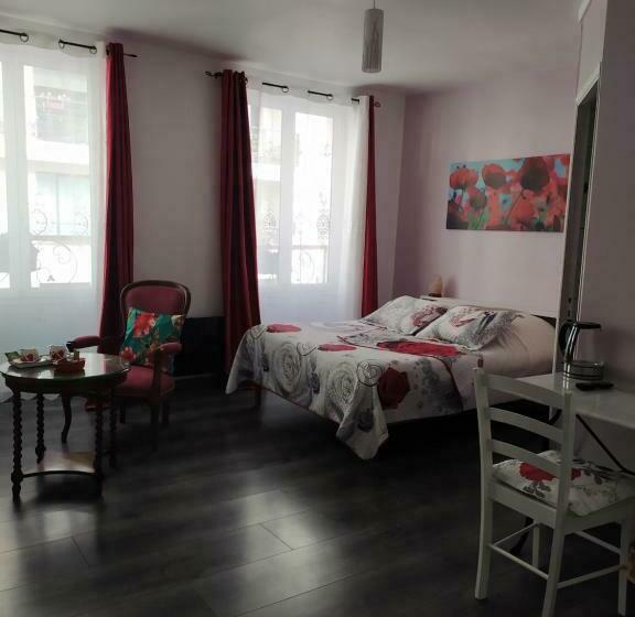 ホテル Les Coquelicots