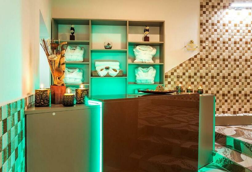 Family Hotel Romantika