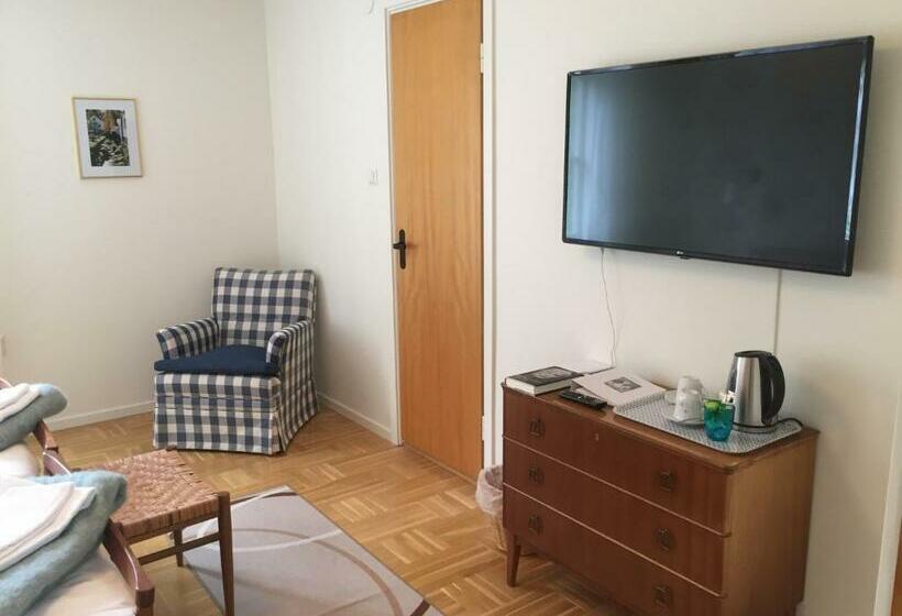 فندق Stavsjö Herrgårdsflygel