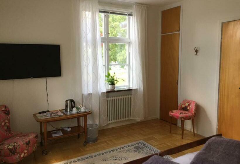 فندق Stavsjö Herrgårdsflygel