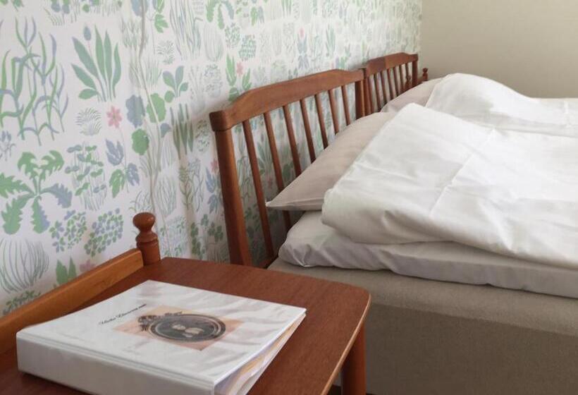 בית מלון כפרי Stavsjö Herrgårdsflygel