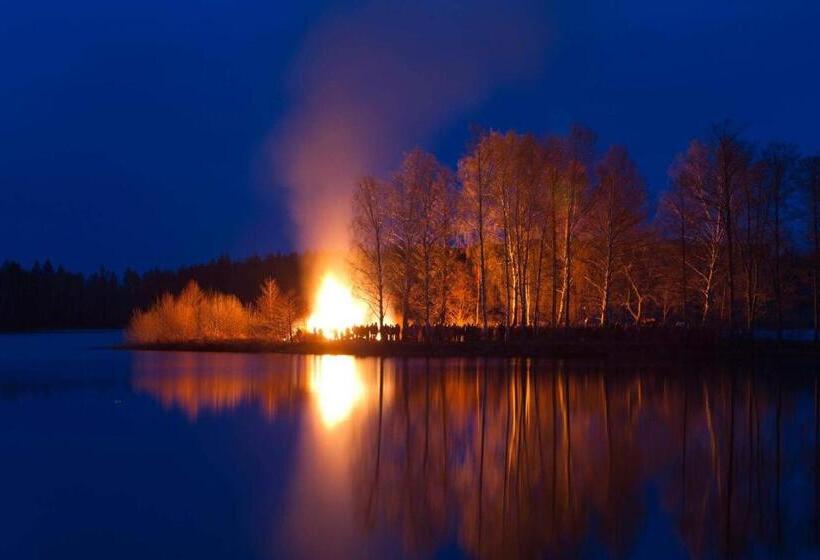 בית מלון כפרי Stavsjö Herrgårdsflygel