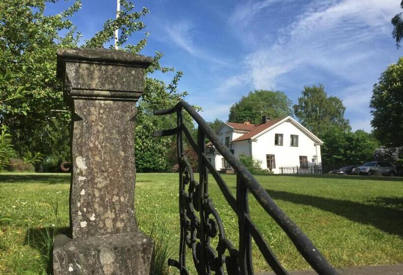 فندق Stavsjö Herrgårdsflygel