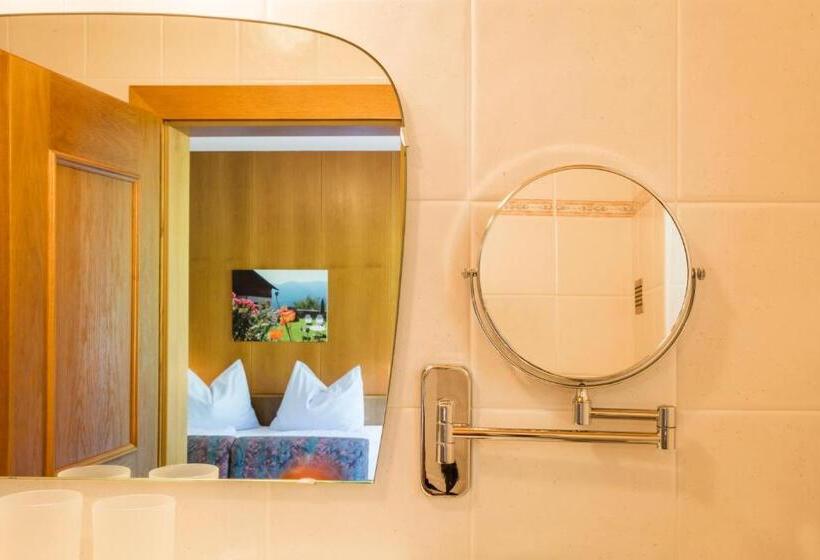 בית מלון כפרי Thalerhof Tiers