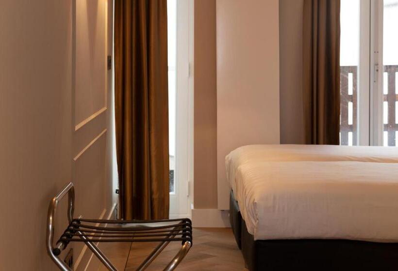 Midtown Hotel Twin Studio