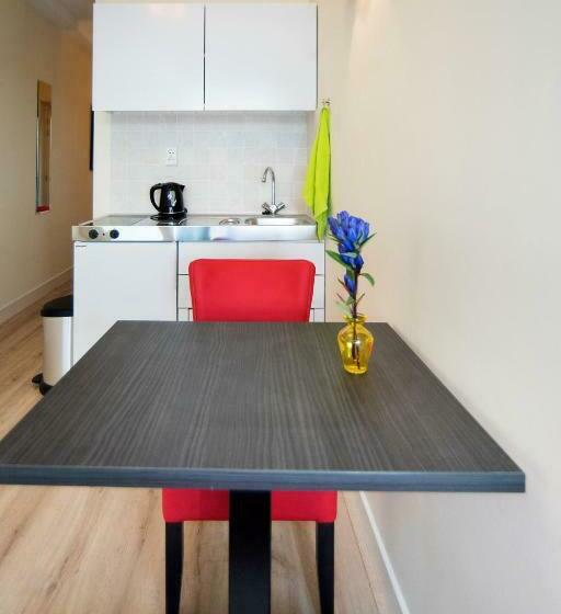 Midtown Hotel Twin Studio