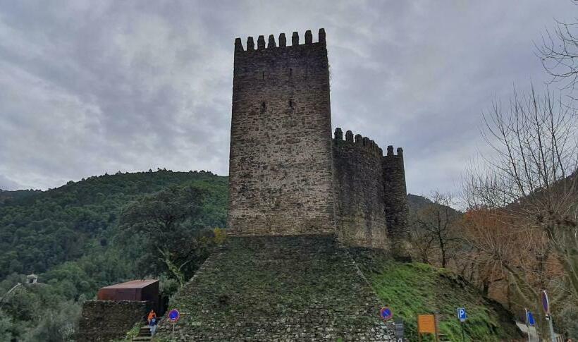 پانسیون Adore Portugal Lousã Casa Rural 2 Suites