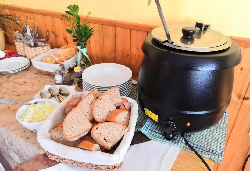 פנסיון Apartmán Marie