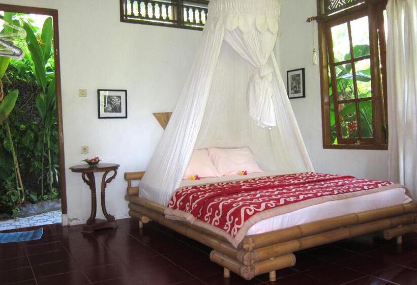 פנסיון Bali Sandat