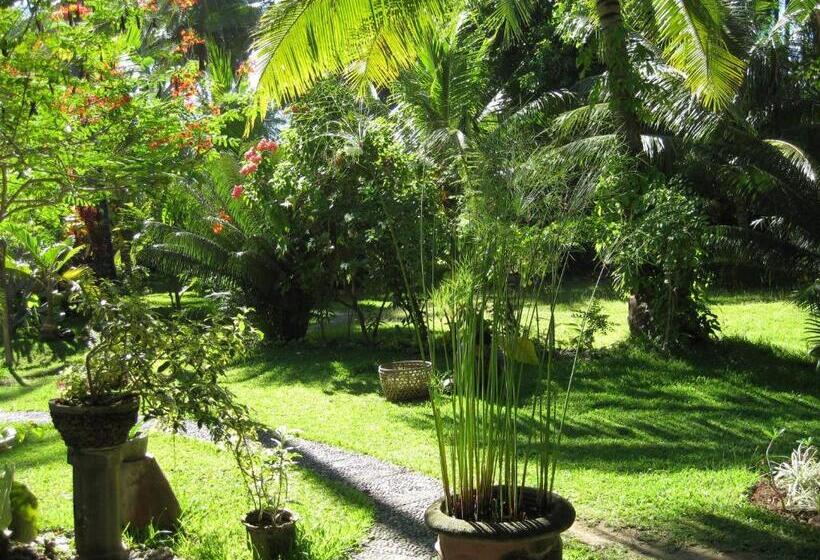 פנסיון Bali Sandat