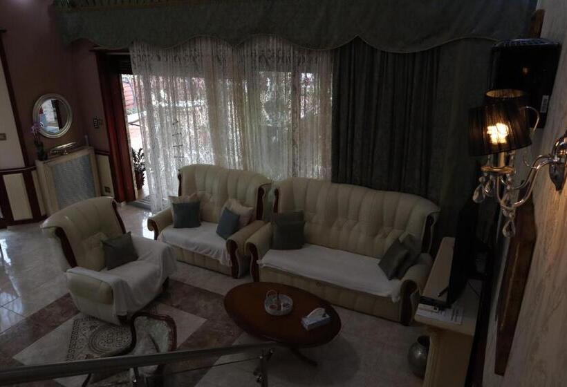 펜션 Barackos Wellness Villa Fót