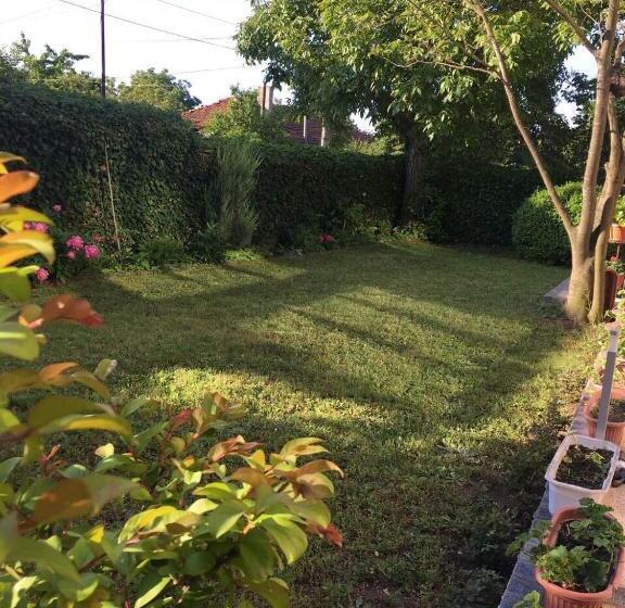 펜션 Byala Residence Apartments