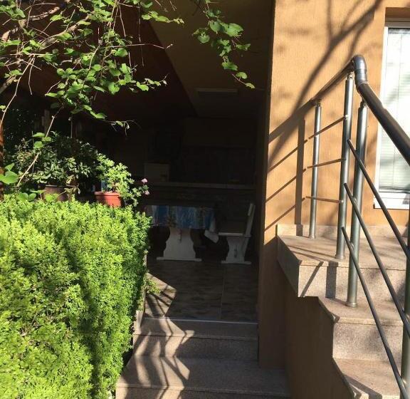 펜션 Byala Residence Apartments