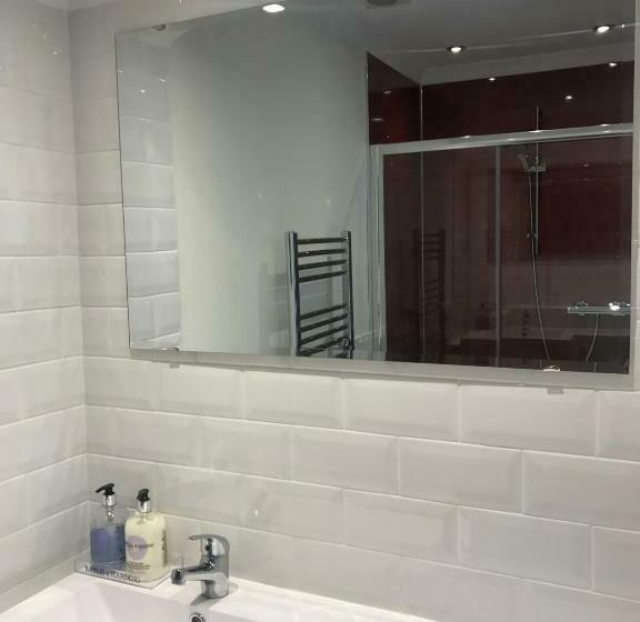 بنسيون Carrick Farm