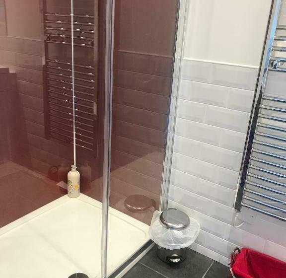 بنسيون Carrick Farm